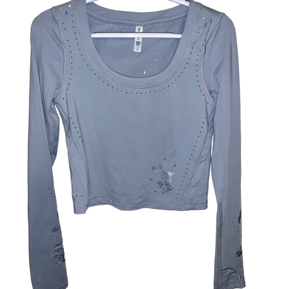 Athleta Blue S Shanti Eyelet Top long sleeve crop - Picture 3 of 8